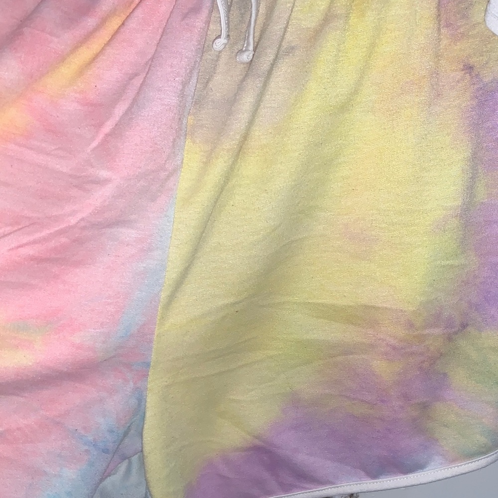 SHEIN Pastel Tie-Dye Fabric - Picture 10 of 15